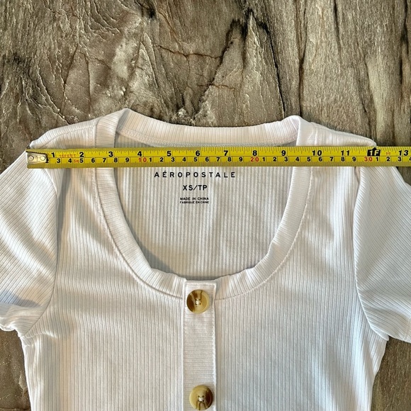 Aeropostale XS White Ribbed T-Shirt 5 Button Placket - Picture 11 of 14